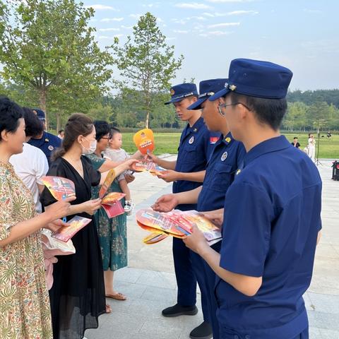 大连市火车夜市在哪个位置