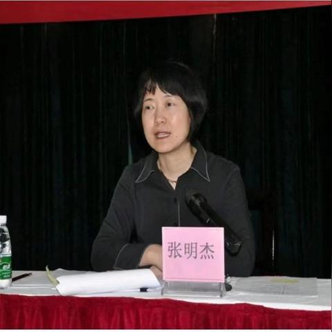 哈尔滨保险总监会电话相关长尾关键词有哪些