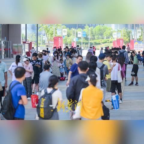 济南省图书馆开放时间？