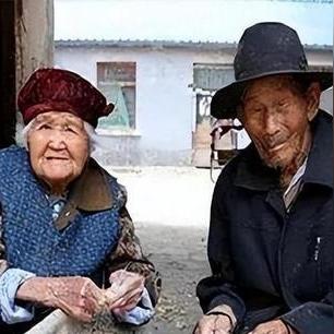 河南日落时间表的相关长尾关键词有哪些