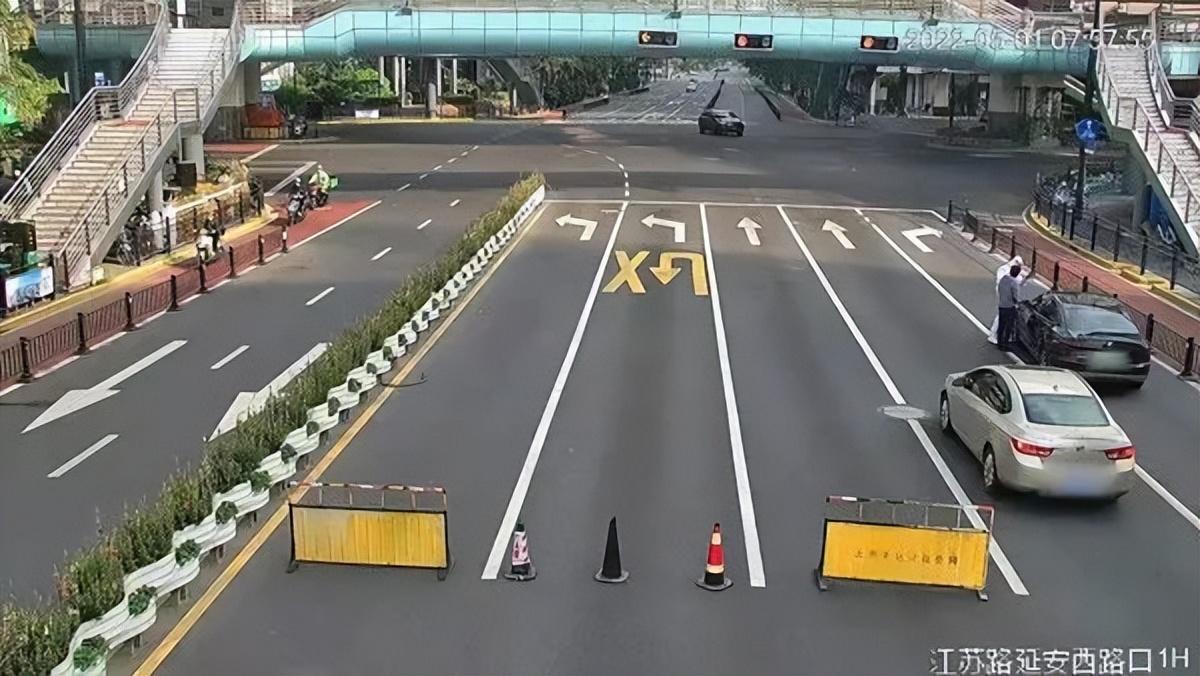 现在个人站长还赚钱吗(律师的年收入有多少)