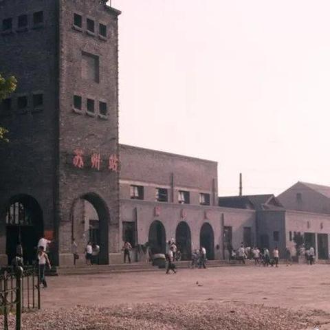 苏州市和南京市哪个市富