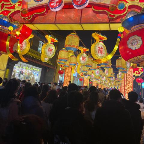 兰州老街具体地理位置兰卅老街公交车坐几路？