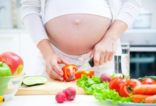 孕期宝宝在这个月发育最快，要注意营养