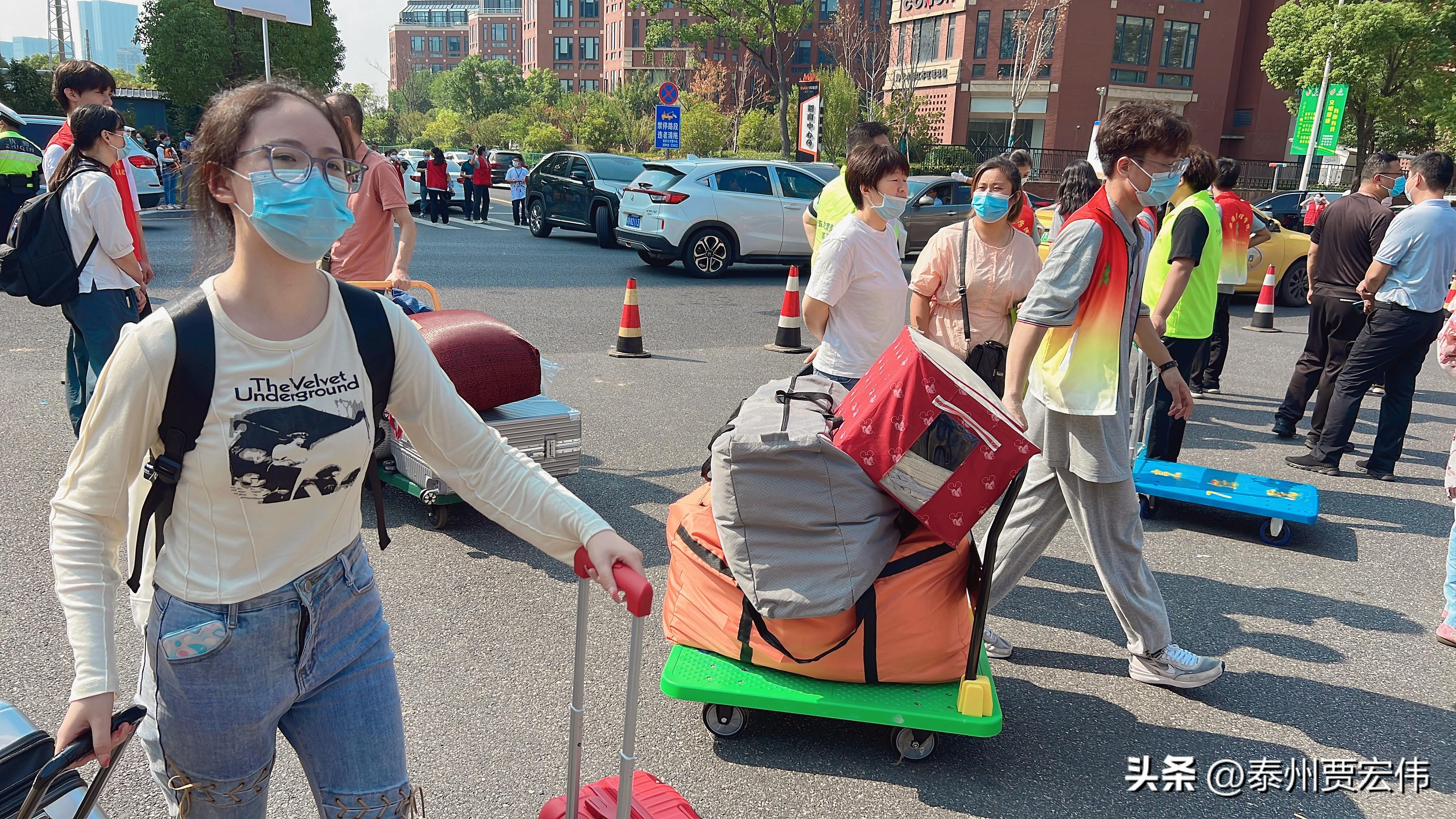 南京旅游职业学院官网(南京旅游职业学院和江苏城市职业学院那个比较好一点)