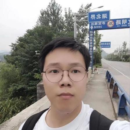 武汉市和长沙市哪个发达