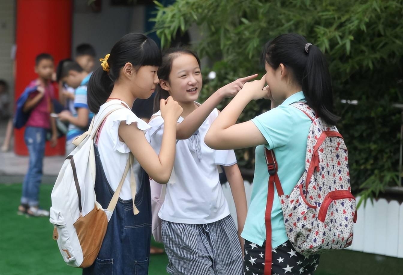 网友起名宝宝名字怎么取（输入姓氏自动取名王）