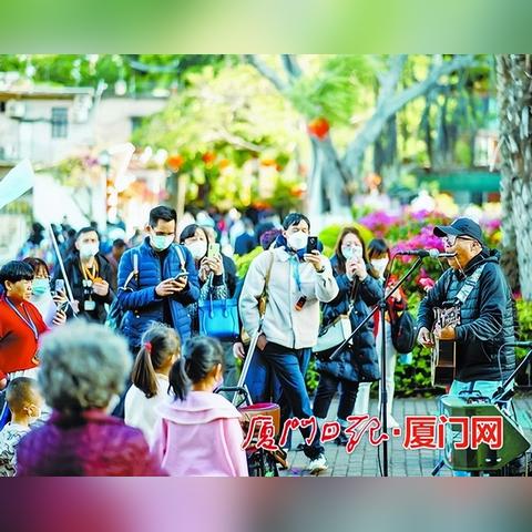 厦门市初三中考生多少人