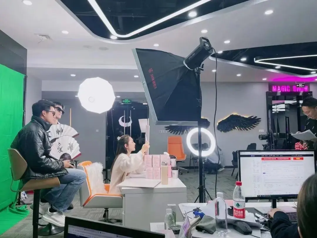 微信直播如何连上抖音 抖音直播如何转到微信直播