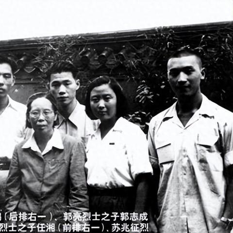 我是个长沙妹子，高中辍学一年又想去职校读书了，职校会不会很乱?有什么合适的专业？