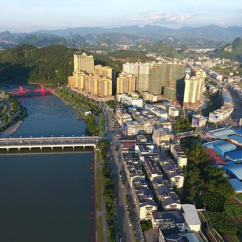 广西荔浦市属于哪个区？