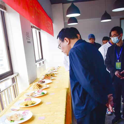 福建高级技师报考条件？