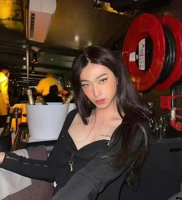 男孩喜欢穿女装是心理有问题吗