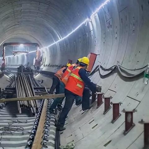 郑州飞宁波航班查询的相关长尾关键词有哪些