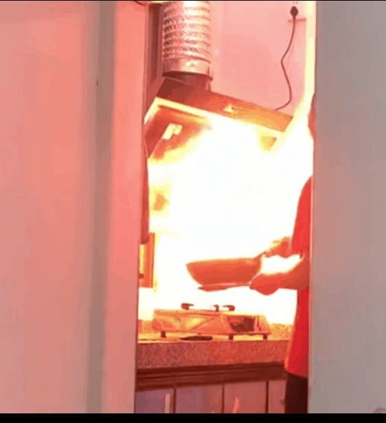 宅家吃火锅是社恐的福音
