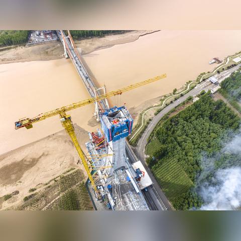 济南市最大主干道是哪个