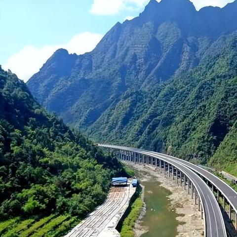 你们有没有想要去山区生活吗？突然有一种想回桂林全州山川生活了？