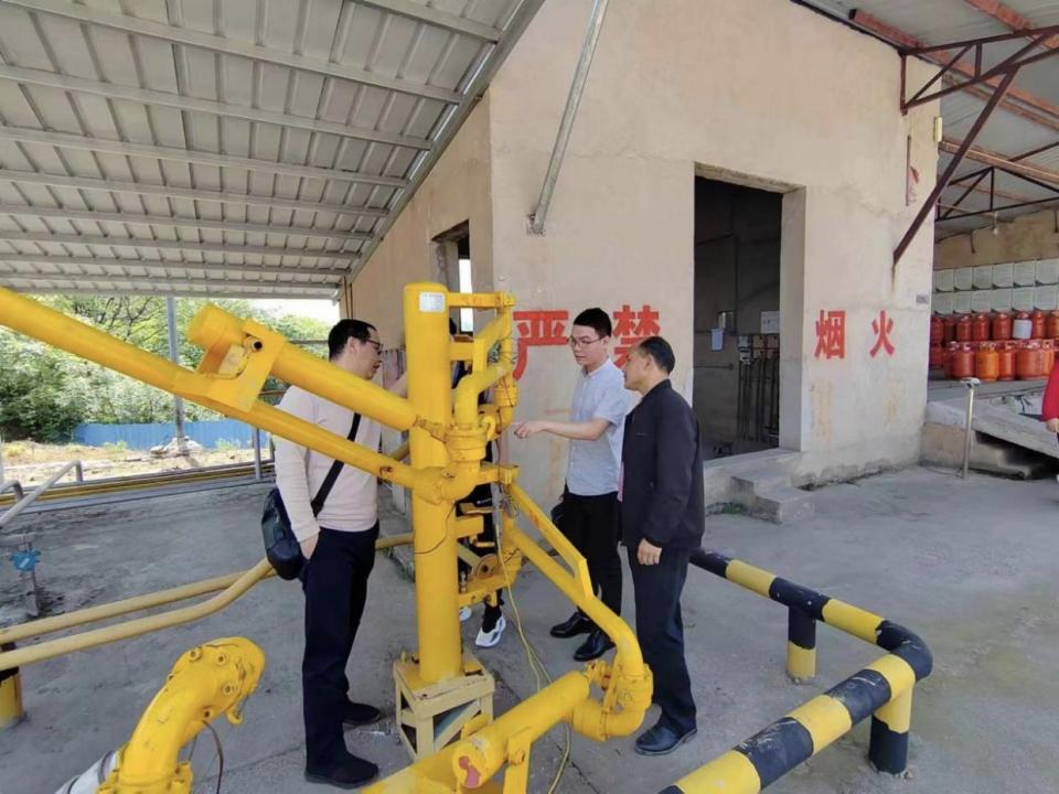 7777788888管家婆老家或77777888管家婆四肖四码的车连:可靠解答、专家解析解释与落实