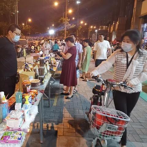 保定市哪里有夜市摆摊