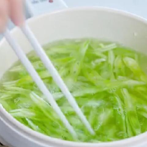 3两2钱男八字怎么样_3两2钱男命太惨了(3两二钱男命详解)