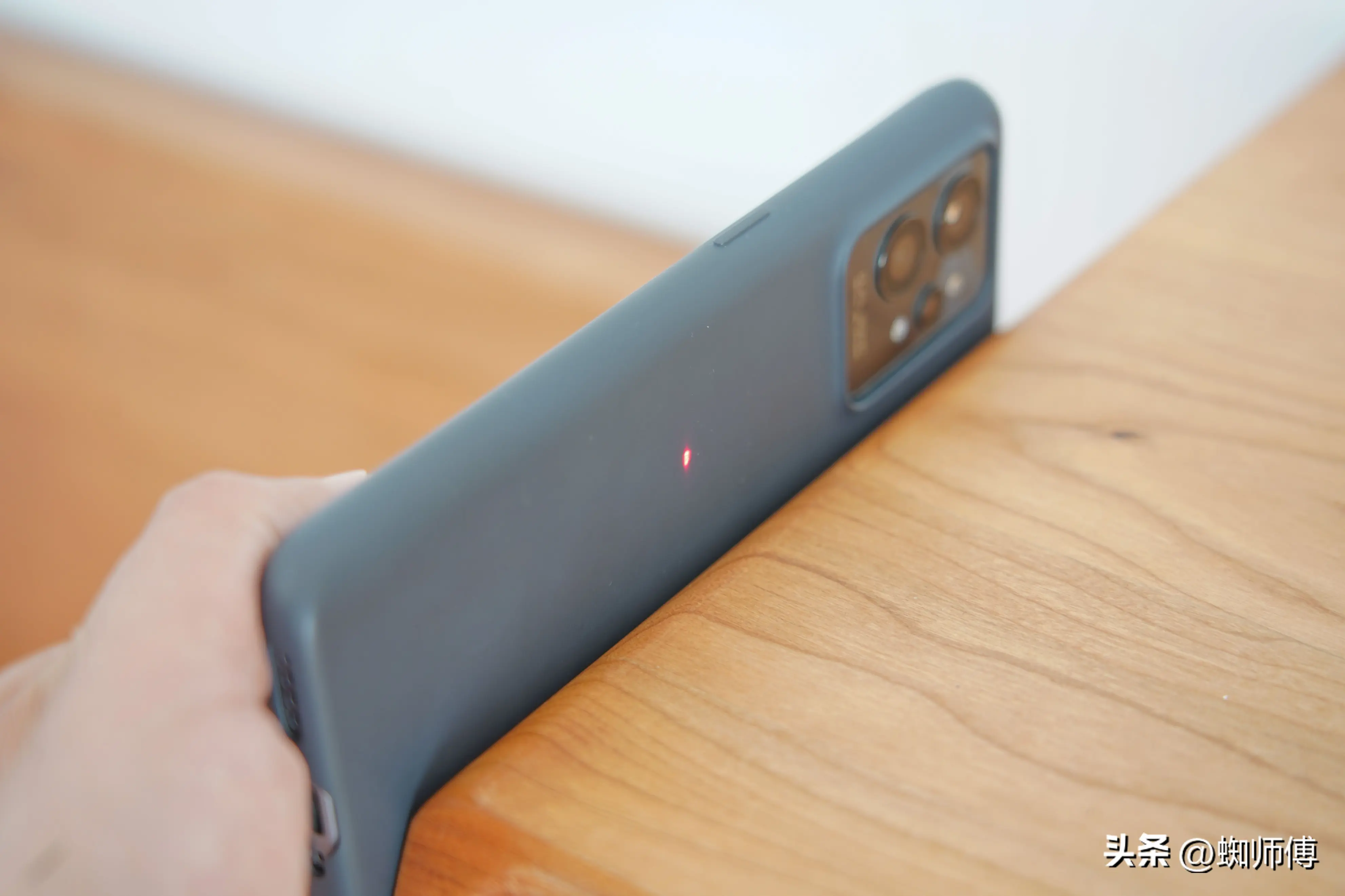 无人直播灯光布置技巧 快手怎么布置直播的灯光