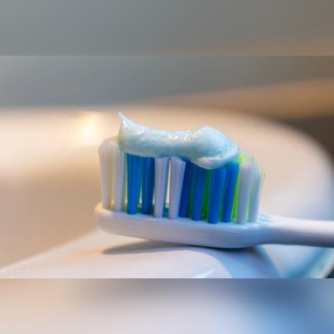 哈尔滨增白牙膏哪家好相关长尾关键词有哪些