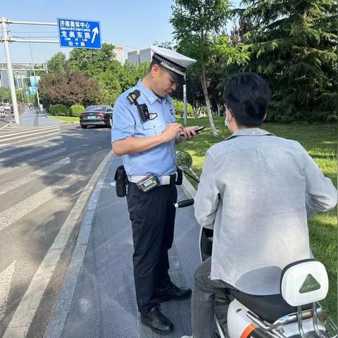 济南市头盔批发在哪里进货