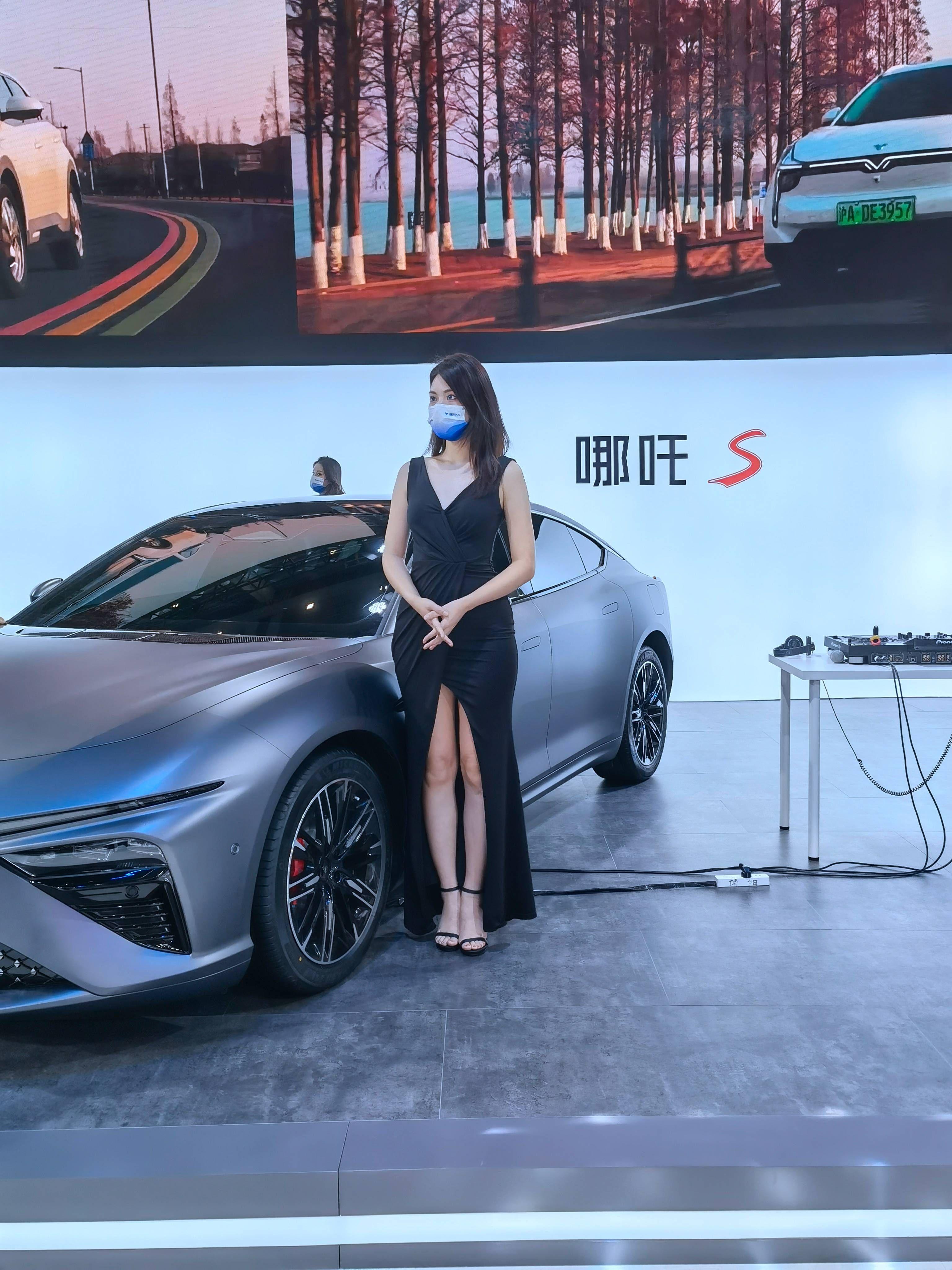 深圳车展门票抢先预定，尊享汽车盛宴！