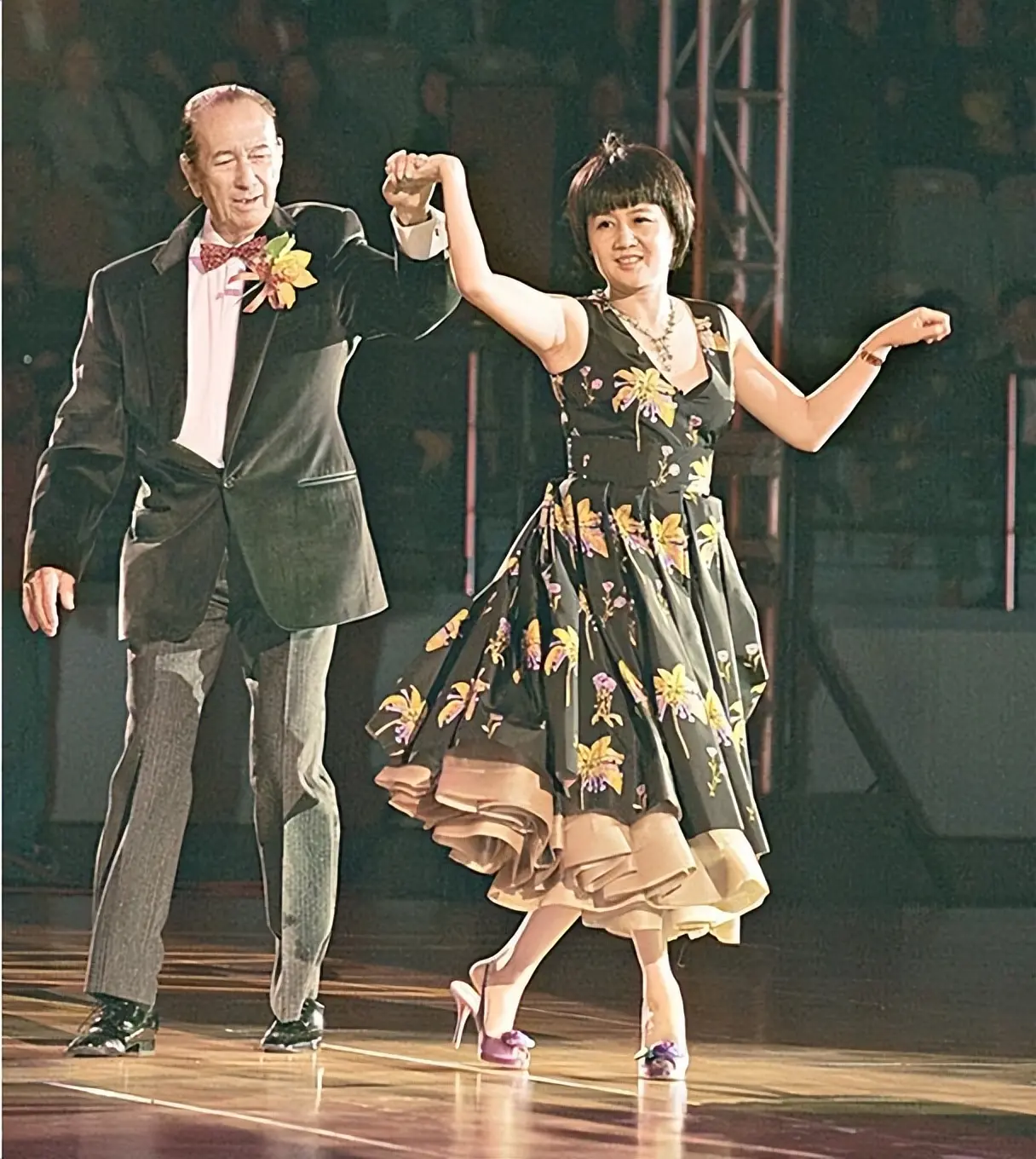 震惊,二代试管婴儿打夜针怎么打(试管打夜针打什么部位)有来医生(图2)