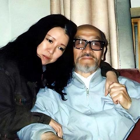 荒野大镖客 2（荒野大镖客 2，一部跨越时代的西部传奇）