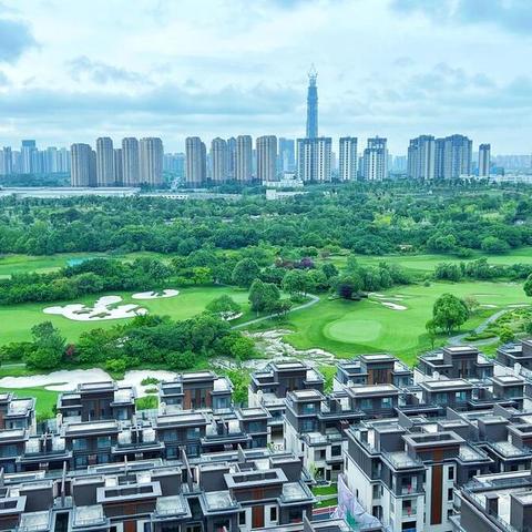 大连市和济南市哪个大