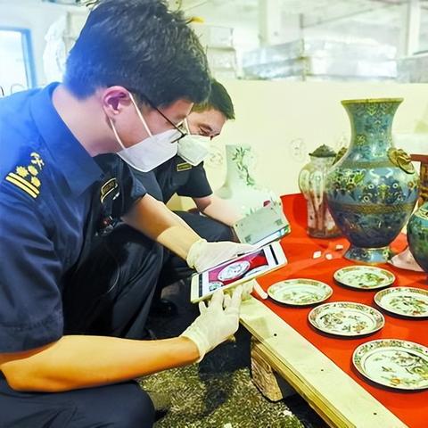 厦门古董中心的相关长尾关键词有哪些
