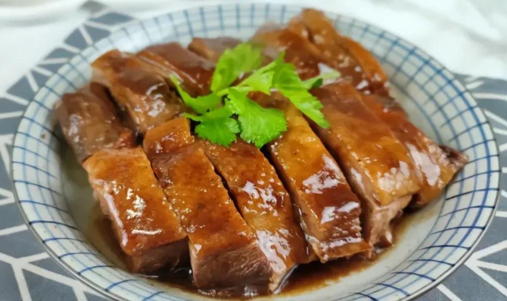 除夕的美食都有什么（你觉得常见的几大小吃都有哪些）