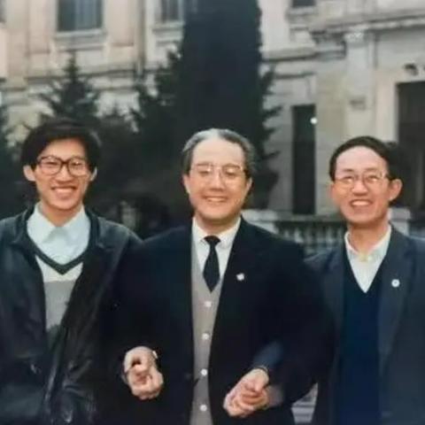 重庆和哈尔滨哪个收入高