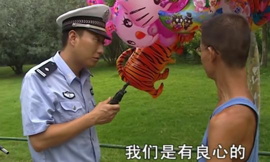 从王宝强到气球哥，资本家“送礼”，背后的代价，是另一个100万