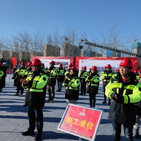 济南市港沟建委宿舍到济南汽车东站座几路车？