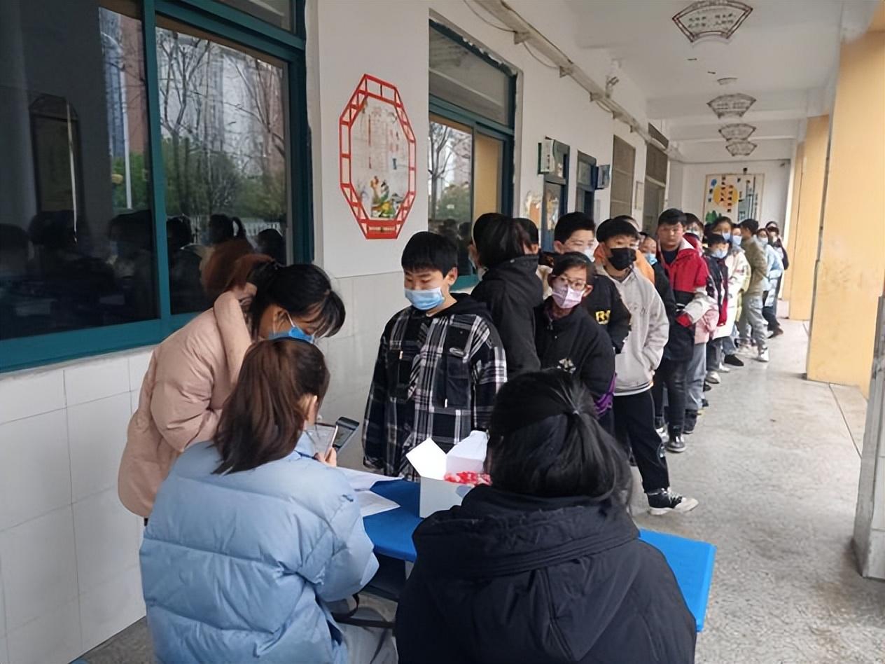 【重庆新增1例本土确诊
/重庆新增1例本土确诊3例无症状】 【重庆新增1例本土确诊
/重庆新增1例本土确诊3例无症状】