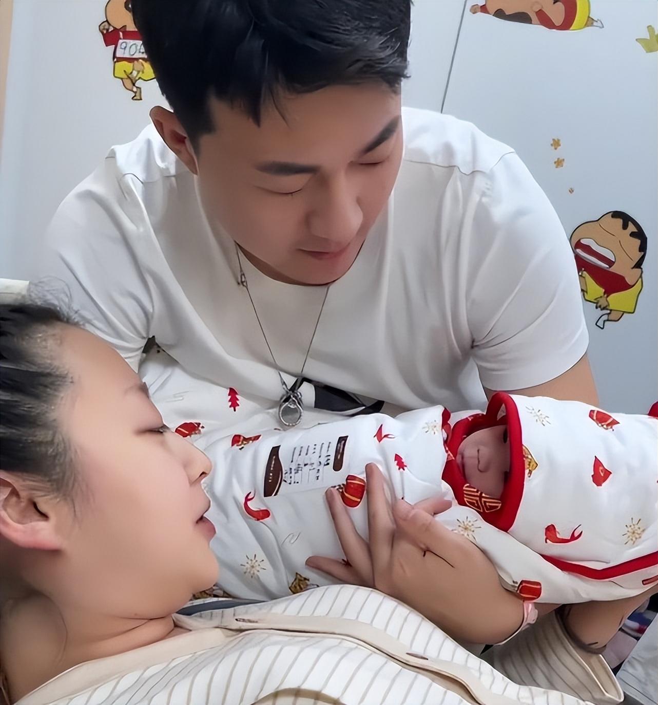 感恩的女宝宝起名洋气,名字里面必须带