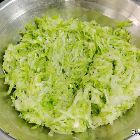 韭菜豆腐包子馅的调制秘诀，打造美味包子新境界-第2张图片-其人生活百科