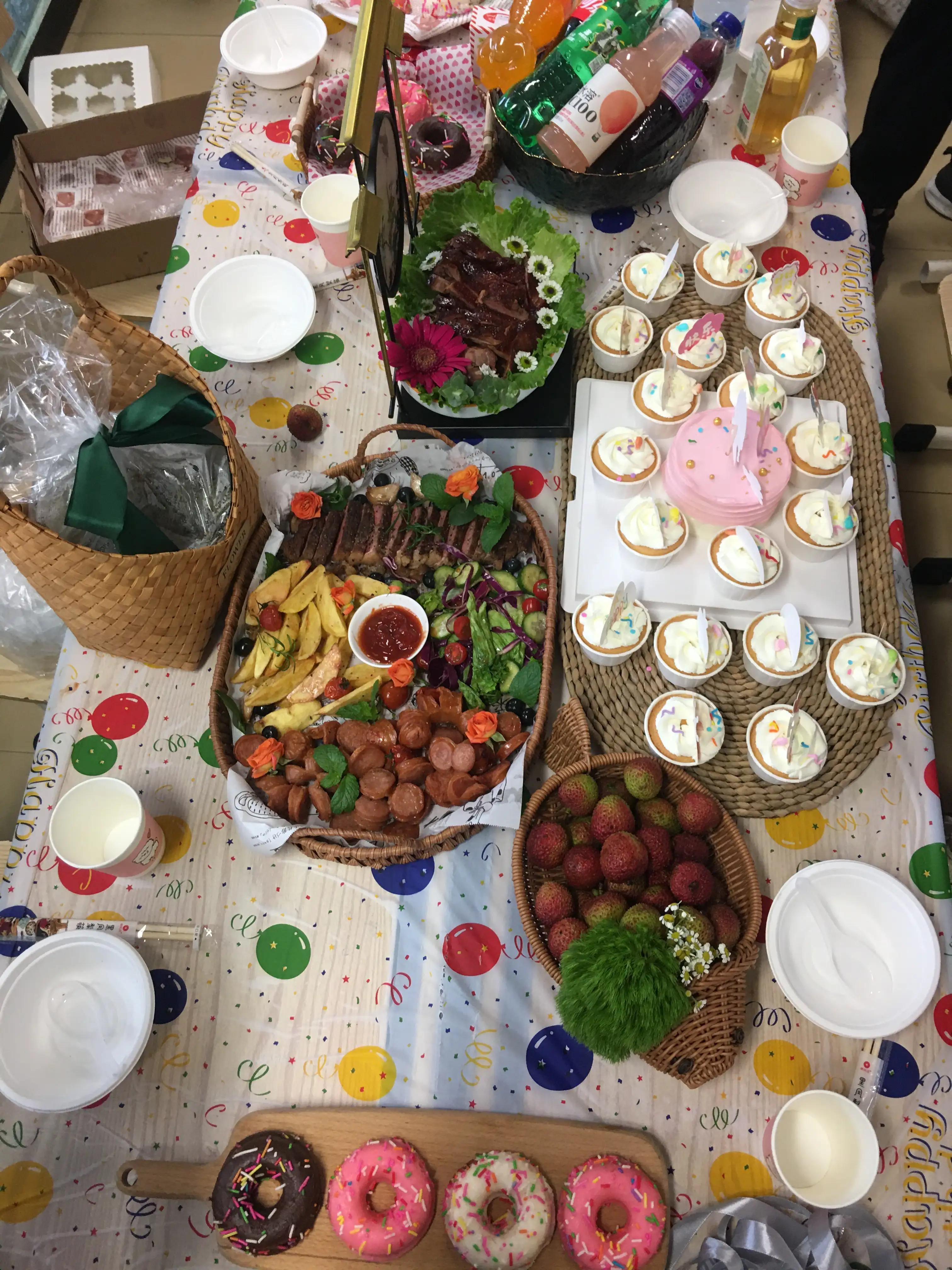 学校美食节卖什么（浙江工业大学怎么样）