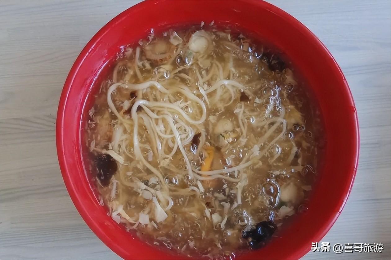 美食拉面是什么（兰州牛肉面在兰州本地算小吃还是正餐）
