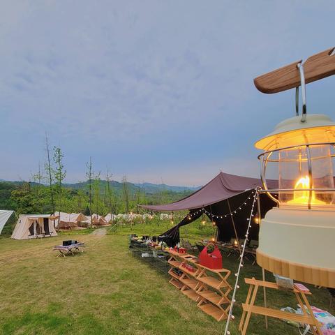 成都市地铁直达玩水露营的长尾关键词有什么