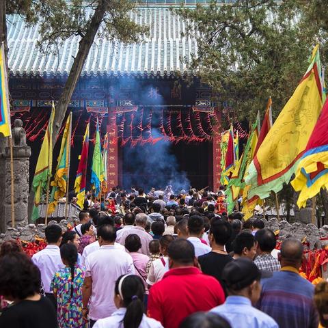 河南春节什么东西卖的火