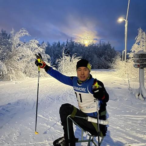 大连市残疾人领什么金