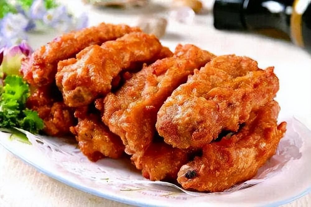 海南有什么主要美食（海南最特色的东西是）