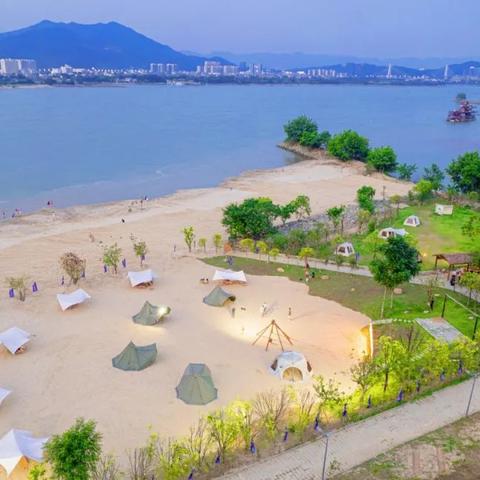 福建商业墙绘项目的相关长尾关键词有哪些