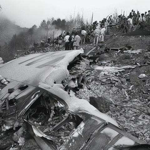 桂林1983年空难相关长尾关键词有哪些