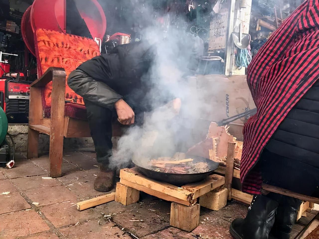 天燃气灶眼堵了怎么办