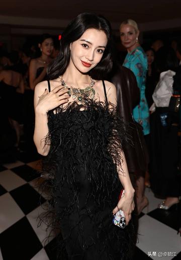 谷爱凌与杨颖同框合照图片