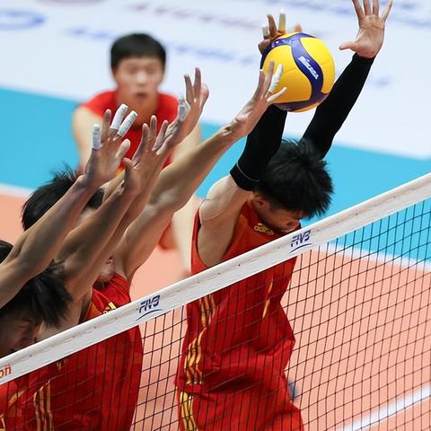 足球比赛发球扣球的长尾关键词有哪些